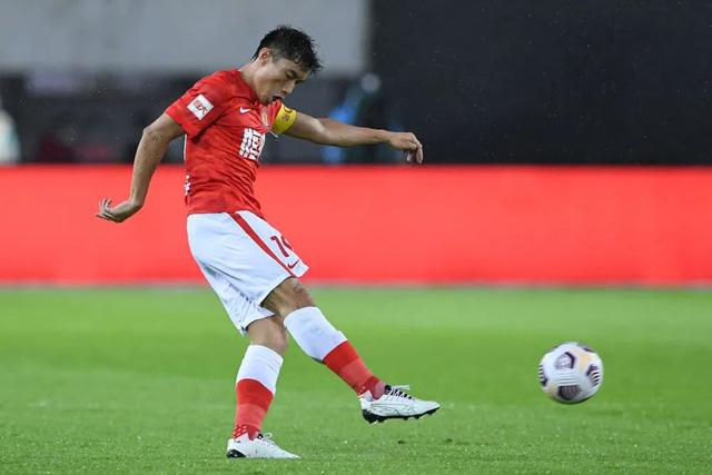 巴萨20轮联赛积39分 近20年来第二差战绩